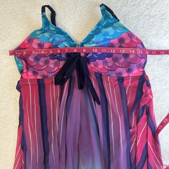 📦 SOLD - Women’s swimsuit dress. Size 2X. - Picture 6 of 9
